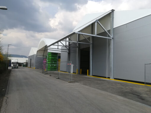 Komplex von klimatisierten Hallen <br/><span>MAGNA Weitz – Austria</span>