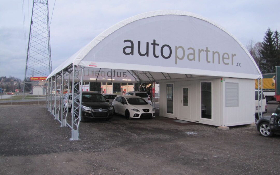Nadstrešek za prodajo avtomobilovAuto Partner